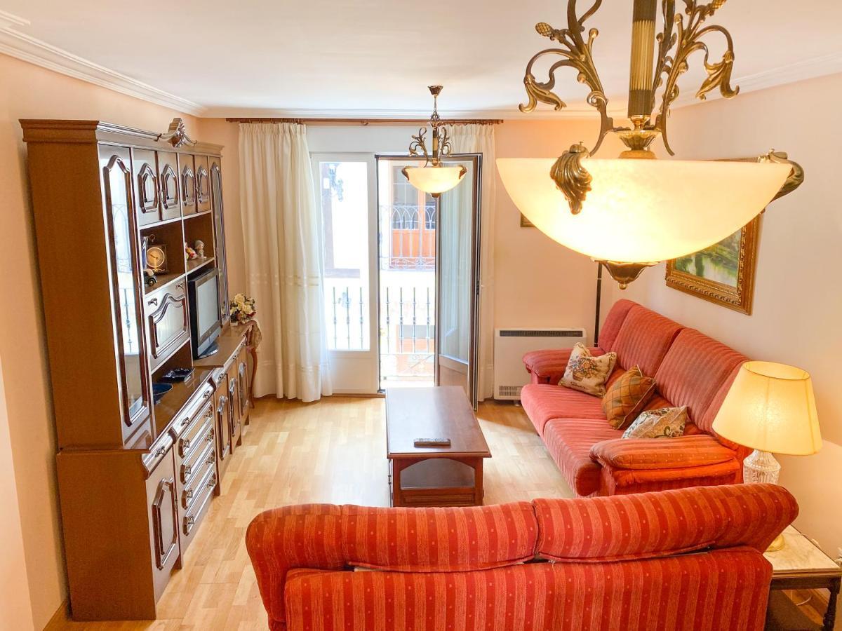 Vivienda Turistica Los Leones ベルランガ・デ・ドゥエロ エクステリア 写真