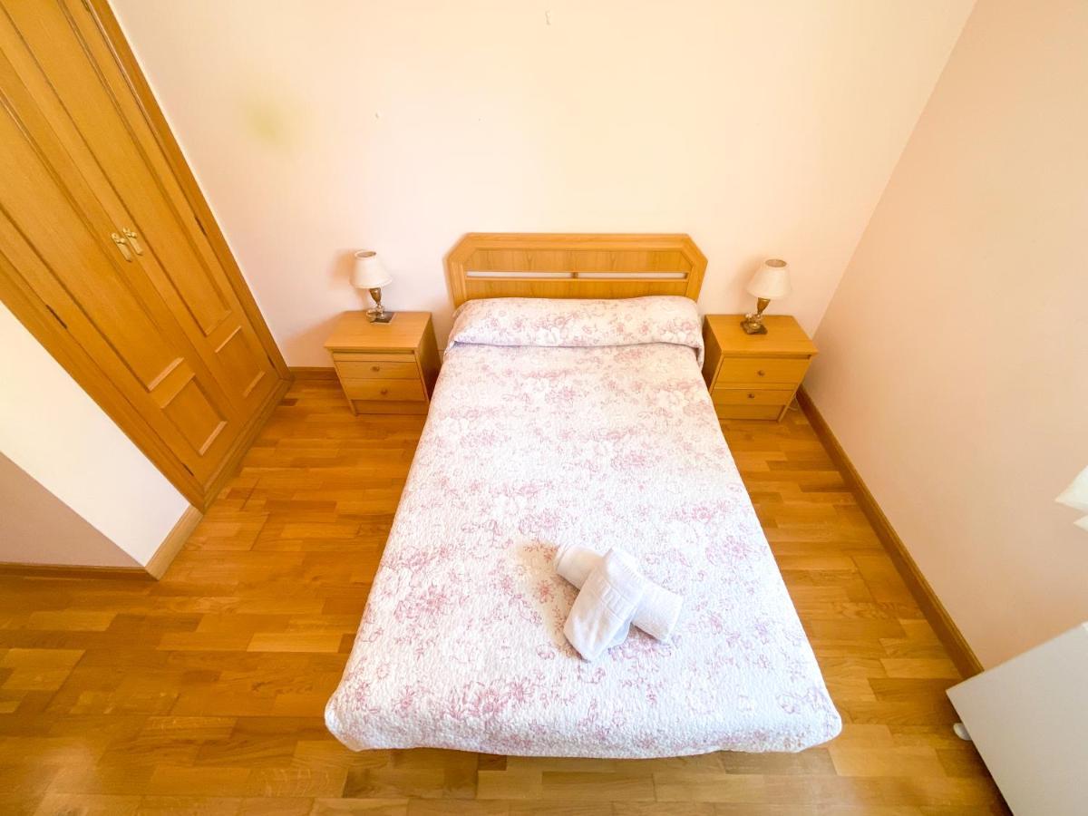 Vivienda Turistica Los Leones ベルランガ・デ・ドゥエロ エクステリア 写真