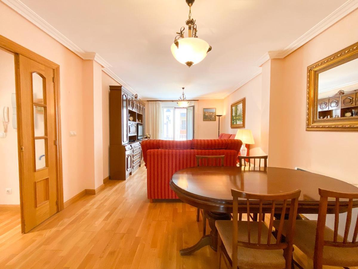 Vivienda Turistica Los Leones ベルランガ・デ・ドゥエロ エクステリア 写真