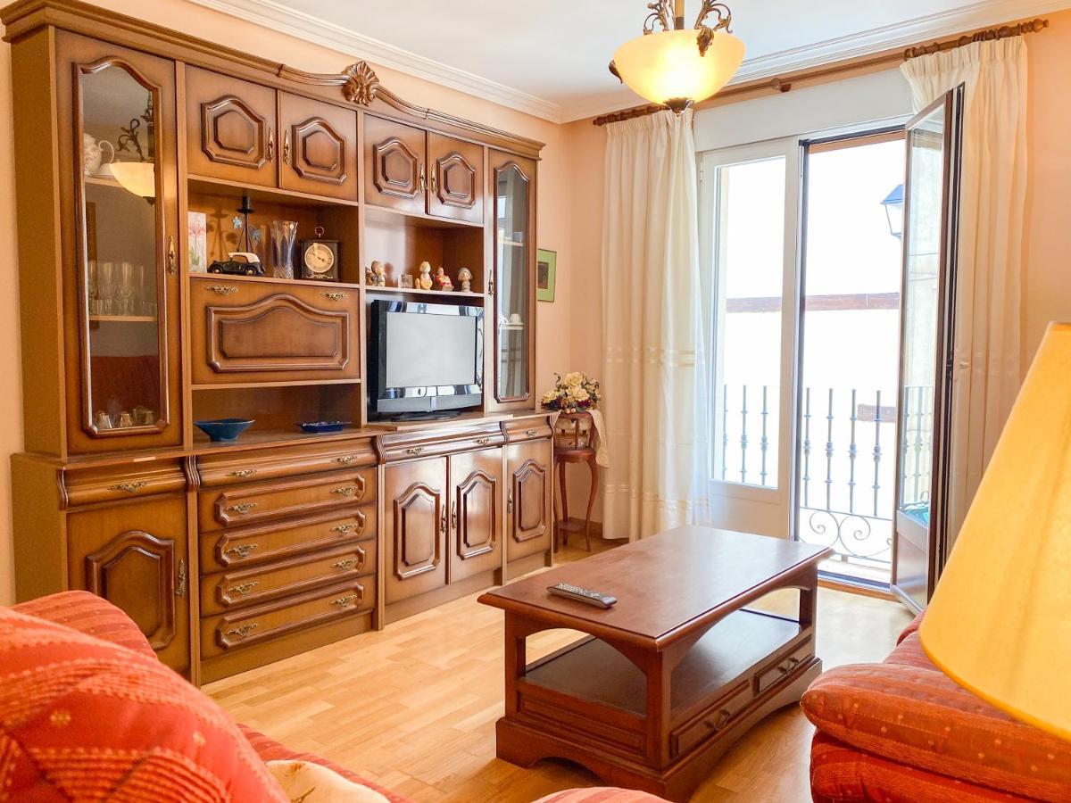 Vivienda Turistica Los Leones ベルランガ・デ・ドゥエロ エクステリア 写真