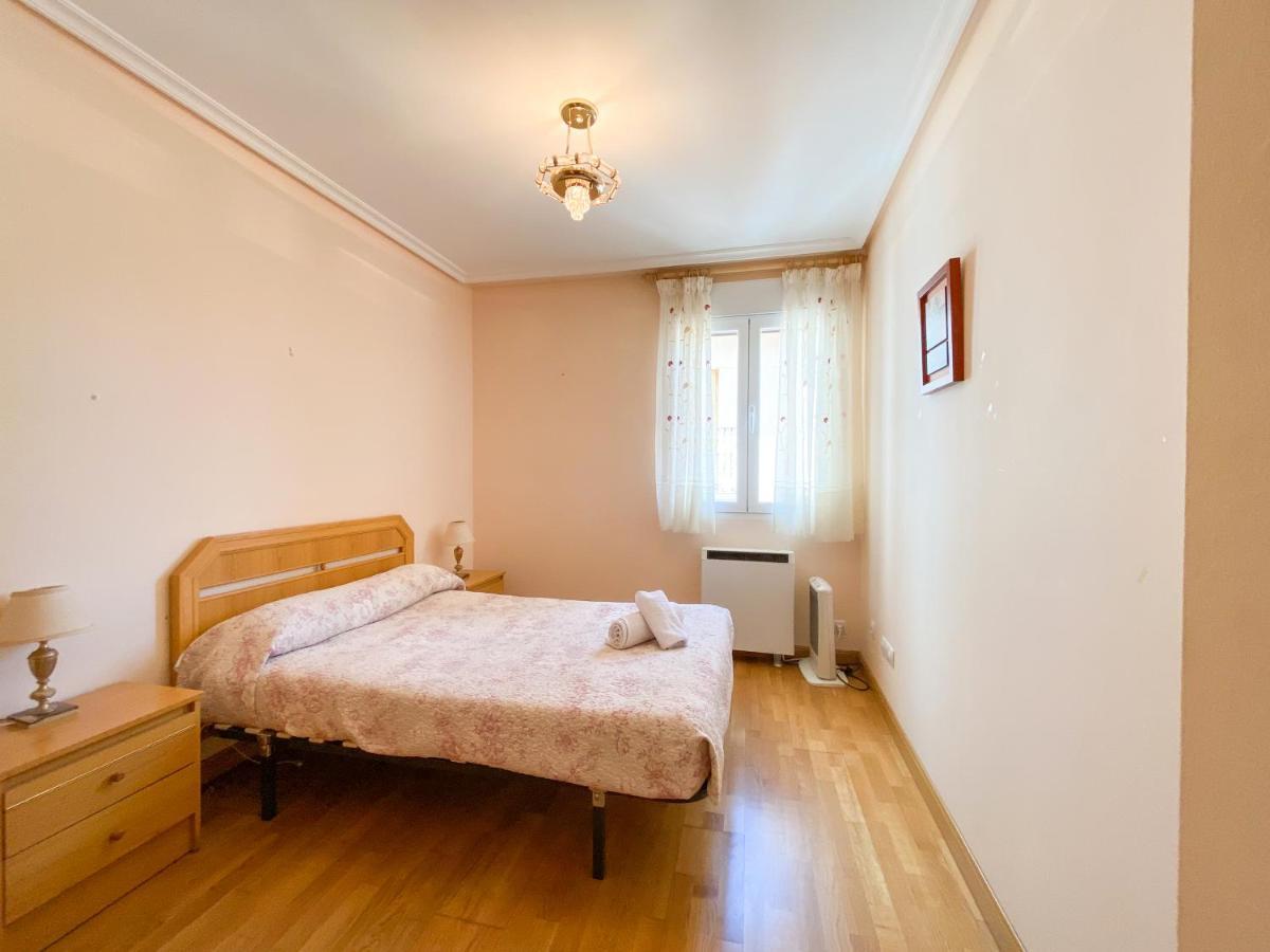 Vivienda Turistica Los Leones ベルランガ・デ・ドゥエロ エクステリア 写真